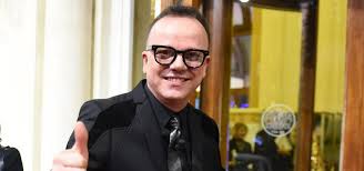 Nuovi amori per gigi d'alessio e anna tatangelo pare che gigi e denise si frequentino da un anno: Denise Esposito E La Fidanzata Di Gigi D Alessio Passo Importante In Famiglia