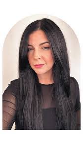 Jami Schmidt's Instagram, Twitter & Facebook