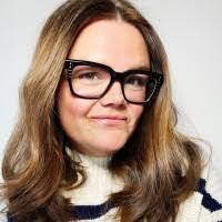 Lauren Keeler's Instagram, Twitter & Facebook