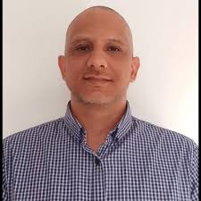 All brilliant and passionate product managers in my network- I´d love to  work with you!