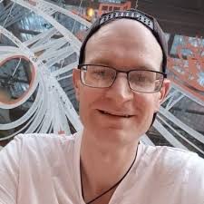 moreawksthanlordoftherings