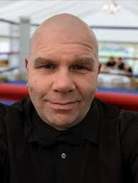 Shaun Messer's Instagram, Twitter & Facebook