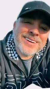 No one cares about me and my kids since I divorced Helen, my ex. If you  care, send me a direct message. I want to see who cares about us. 💔😭💔😞