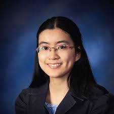 Gretchen Hart's Instagram, Twitter & Facebook