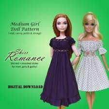 Mendesain baju untuk boneka barbie dan boneka puteri indonesia, bahan bajunya dari tisu dan diwarnai memakai spidol warna warni. 360 Ide Baju Barbie Barbie Pola Barbie Pola Baju Boneka