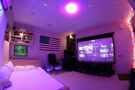 Ingin desain kamar tidur yang lebih santai dan nyaman tapi nggak bikin kantong kering? Desain Ruangan Dan Kamar Gaming Yang Bisa Menjadi Inspirasi Kamu Gamebrott Com