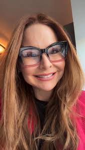 Darlo todo aunque creamos que el final está cerca. Siempre dar la talla  para dejar las puertas abiertas al bien. Mi esperanza no muere. Todo  siempre puede cambiar y sigo soñando que