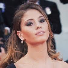 È il caso, per esempio, di chiara nasti, che ha scelto di trascorrere la fine dell'anno a dubai, o di chiara nasti però ha voluto rispondere alle critiche e ha scaricato le responsabilità su giuseppe. Chiara Nasti Bio Family Trivia Famous Birthdays