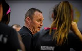 De belgian cats kampen vandaag (21 uur) in het spaanse valencia en versus servië voor een stek in de finale van het ek. De Belgian Cats Trekken Met Deze 12 Speelsters Naar Het Ek Detail Basketbal Vlaanderen