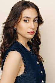 Lauren Heavrin's Instagram, Twitter & Facebook