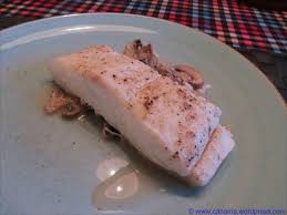 Heilbuttfilet Auf Champignons Im Bratenschlauch Heilbutt Lebensmittel Essen Braten