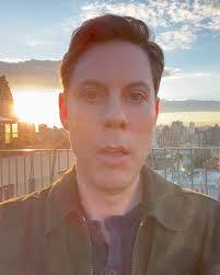 Wendi Ballard's Instagram, Twitter & Facebook