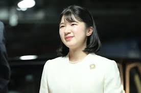 愛子さま🤍✨🤍✨🤍 こちらのお写真、あまりに美しく神々しいお姿に思わず息を呑みました✨ #敬宮愛子内親王殿下 #princessaiko  #第41回世界獣医師会大会