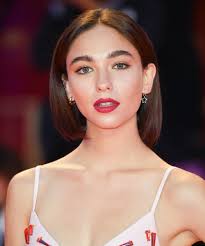 Matilda de angelis, 11 сентября 1995 • 25 лет. Matilda De Angelis Opens Up About Acne On Instagram