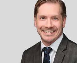 The Yin and Yang of Licensing