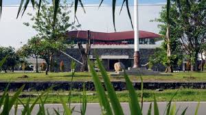 Cara menghabiskan waktu di tempat kerja. Kemegahan Gedung Dprd Boyolali Terbesar Se Indonesia Dewan Perwakilan Rakyat Daerah