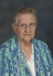 Carrie Sackett's Instagram, Twitter & Facebook