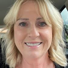 Go to the Head of the Class Game-1957-series 8-complete in Original  Box-#4175-1957 Milton Bradley Game