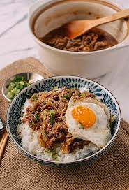 Gyudon Japanese Beef Rice Bowls Recipe Rice Bowls Recipes Japanese Cooking Beef Recipes