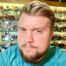 Tyler Price's Instagram, Twitter & Facebook