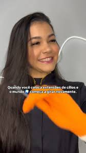 Uma transição para dizer: o mundo não gira, ele capota! 😂😍🙏🏻, A Lash de  cílios novamente graças a Deus! 🌟, Toda vez é um evento, simplesmente  porque eu amo! Amo amo! 🥰🥰🥰 Fico diferente né? 🧐😀, Quando ...