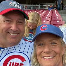 What is this plant with the succulent bowl?