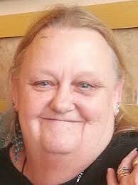 Sis” Leora “Lee” Lorraine Henry Rezendes