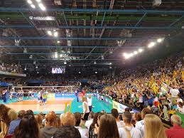 It has a capacity of 5,253 people for seating concerts and and the maximum capacity for rock concerts with general admission tickets is 8,262 people. Tilen Jamnik On Twitter Nelson Mandela Forum Je Na Nogah 1 1 Slovevolley