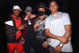 Bad bunny mtv miaw 2019 en vivo live. Bad Bunny Floyd Mayweather Alec Monopoly At Liv On Sunday World Red Eye World Red Eye