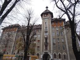 Blocul Funcționarilor Casei Autonome A Monopolurilor With Images Bucharest Romania Architecture