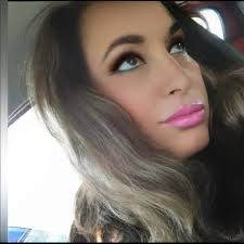 Carol Maniaci's Instagram, Twitter & Facebook