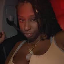 Eve's husband shares holiday photos📸