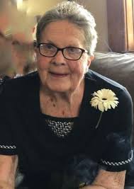 Sue Mcatee's Instagram, Twitter & Facebook