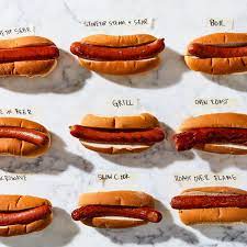 Apr 02, 2020 · bring small saucepan filled halfway with water to simmering boil on high. How To Cook Hot Dogs From Microwaved To Grilled To Slow Cooked