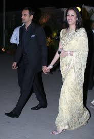 What Are Some Photos Of Bollywood Actresses Married For Money Quora For this, a christian wedding was held during the day and nikah was conducted in the afternoon on different dates.