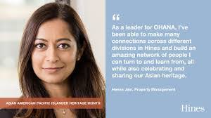 Leah Mraz's Instagram, Twitter & Facebook