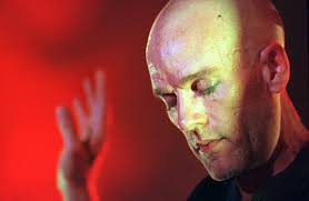 R.E.M. performs live with original members for first time since 2007