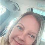 Alisa Tuttle's Instagram, Twitter & Facebook