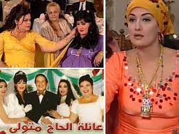 سمية الخشاب الزوجة الثالثة في مسلسل الحاج متولي الي إشتهر المسلسل بطولة الفنان الراحل نور الشريف, حيث تم الإعلان عن وفاة الفنانة سمية الخشاب هاهيا تفصح عن حياتها الزوجية بشكل مباشر وبدون أي حواجز لتتحدث في إحدى البرامج التلفزيونية بأنها قد تزوجة. 4 Ù†Ø¬ÙˆÙ… Ø§Ù†Ø·Ù„Ù‚ÙˆØ§ Ù…Ù† Ù…Ø³Ù„Ø³Ù„ Ø¹Ø§Ø¦Ù„Ø© Ø§Ù„Ø­Ø§Ø¬ Ù…ØªÙˆÙ„Ù‰ ØªØ¹Ø±Ù Ø¹Ù„ÙŠÙ‡Ù… Ø¹ÙŠÙ†