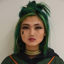 Michelle Chon's Instagram, Twitter & Facebook