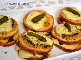 Petits Croques A La Raclette Et Moutarde A L Ancienne Recette Recettes De Cuisine Alimentation Et Recettes De Boissons