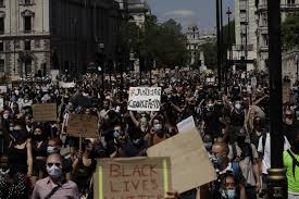 Crece el apoyo a la monarquía. Asombro En Todo El Mundo Ante Magnitud De Protestas En Eeuu