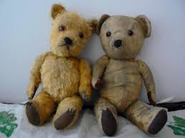 Cleaning Old Teddy Bears The Secret Keepers Old Teddy Bears Vintage Teddy Bears Teddy Bear