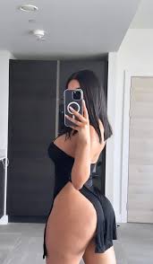 Lela Sohna 💕 on X: @raspberryvape am I your type??  t.co5l04AOWY7w  X