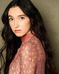 Leanna Rose's Instagram, Twitter & Facebook