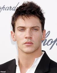 Jonathan Rhys-Meyer aurait tenté de se suicider