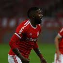 Flamengo x river plate var mostra que gabigol foi expulso por gesto obsceno confira diálogo. Rodinei E Expulso Apos Torcedor Doar R 1 Milhao Para Lateral Do Inter Jogar Final Contra O Flamengo