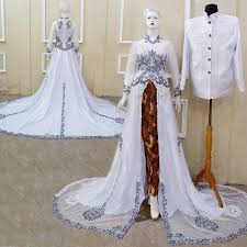 Walaupun pada awalnya comic 8: 88 Gaya Baju Pengantin Yg Bagus Paling Keren Modelbaju Id