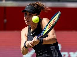 Les 2 derniers tournois de b. 2 Satz Sieg Gegen Cornet Bencic Steht In Berlin Im Final Sport Srf