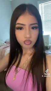 Dana Flick's Instagram, Twitter & Facebook